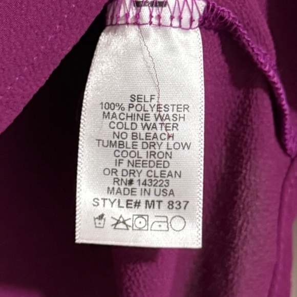 Mabel Magenta Keyhole Long Sleeve Blouse Top XS NWT Made in USA - Picture 4 of 5